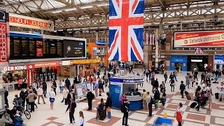 A Walk Through The London Victoria Station London England [upl. by Fortunna]